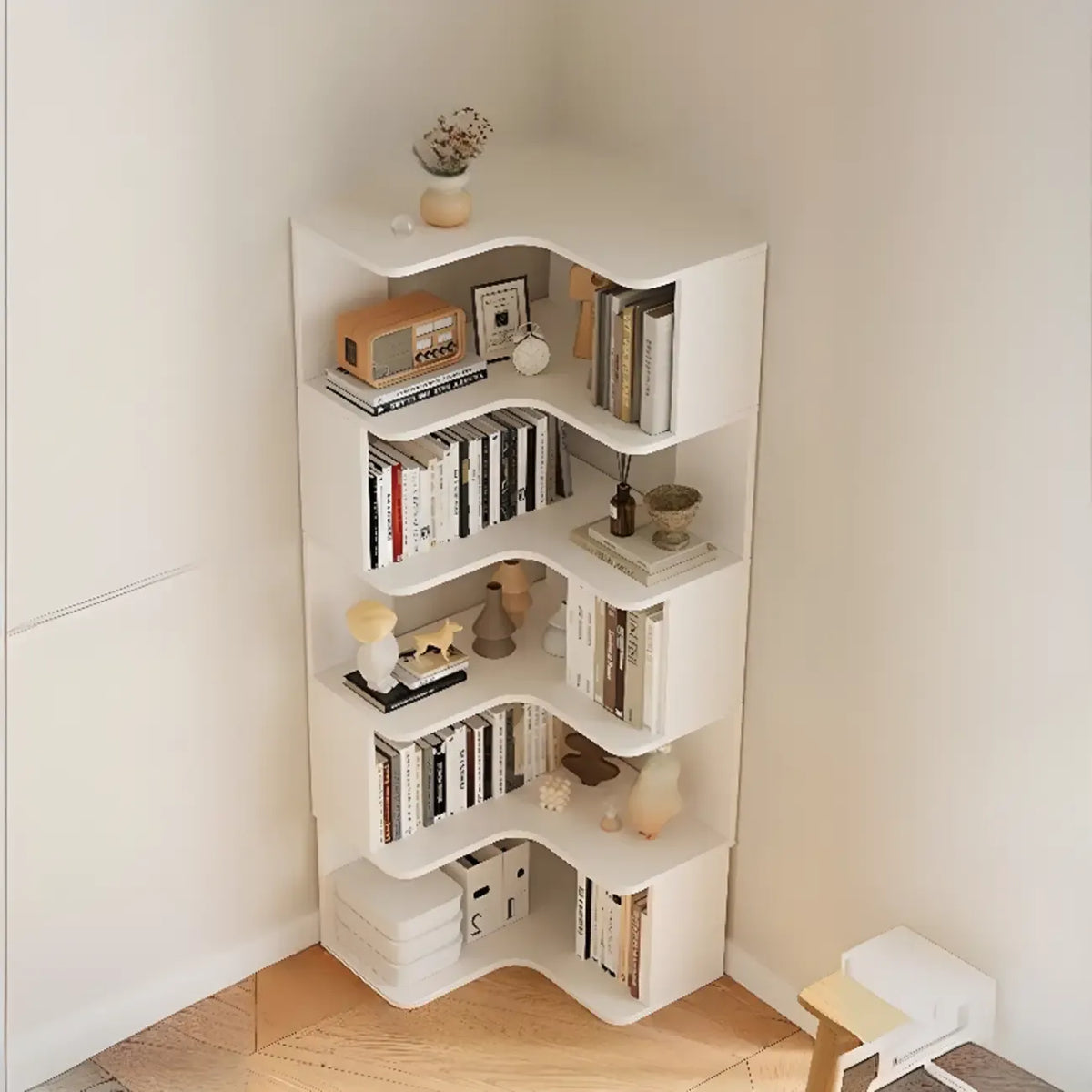 Manufactured Wood Corner Bookshelf with 6 Shelves