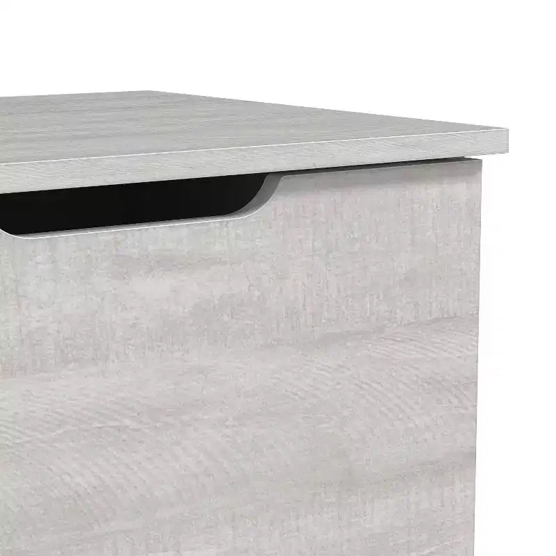 Tables de chevet à 2 tiroirs (lot de 2) avec poignées découpées 47,5 cm (L) x 39,9 cm (P) x 60,2 cm (H)