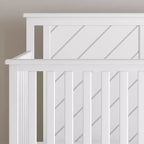 Lit de bébé convertible 4 en 1, se transforme en lit de jour, en lit de tout-petit et en lit double, 3 positions de matelas, finition sécuritaire pour bébé