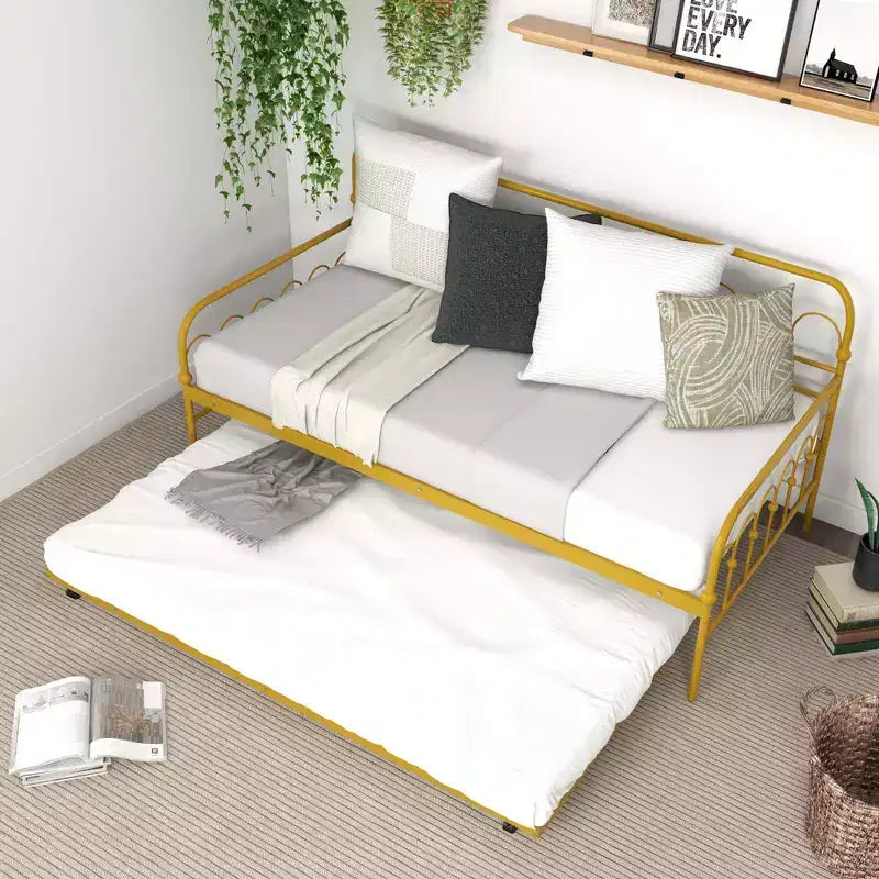Costway Twin Size Metal Daybed with Trundle Space-Saving Sofa Bed Lockable Wheels Gold