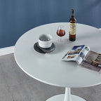 42.1 Tulip Dining Table With Round Table Top and Pedestal for 4-6 People